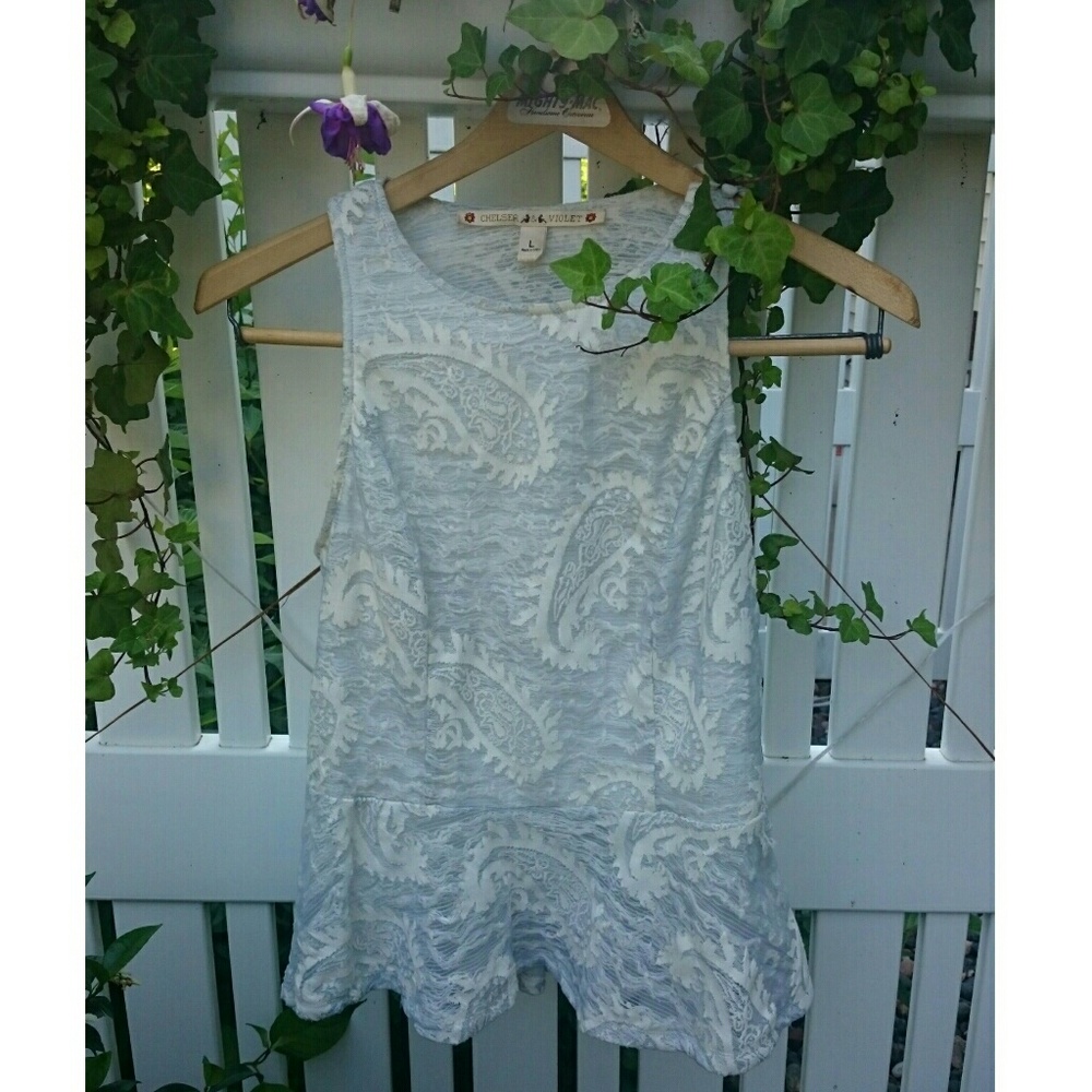 Paisley Keyhole Peplum Top
